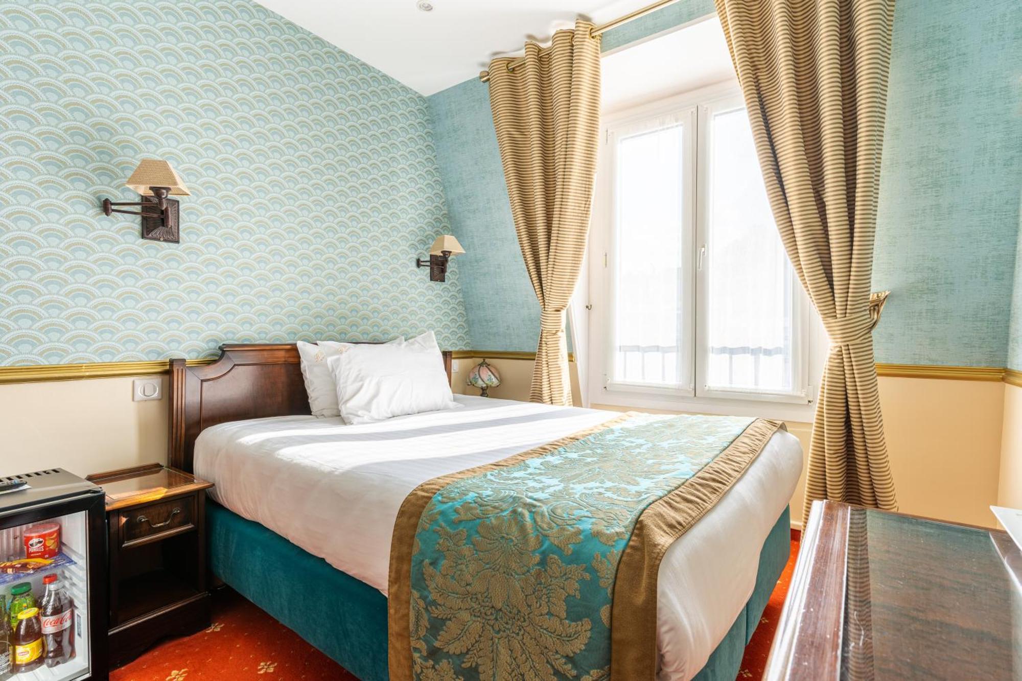 Belfast Hotel Paris Exterior foto